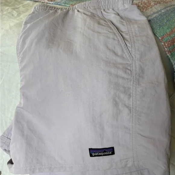 Patagonia 5” baggies Women’s Large - Picture 3 of 4